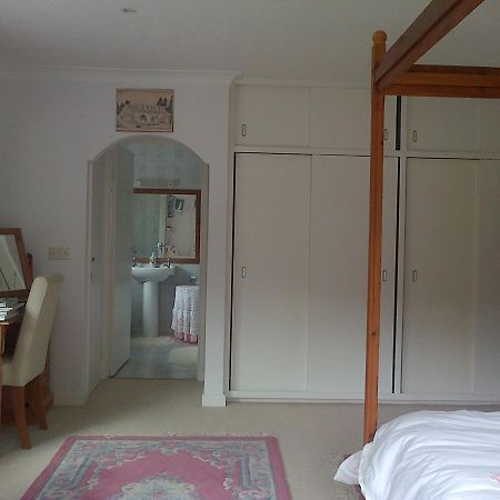 Follets B&B Pewsey Kültér fotó