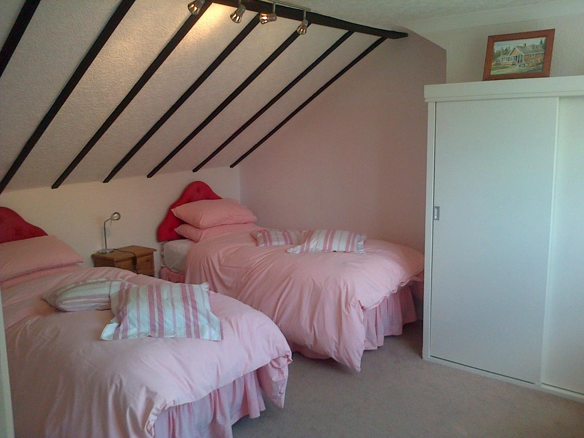 Follets B&B Pewsey Kültér fotó