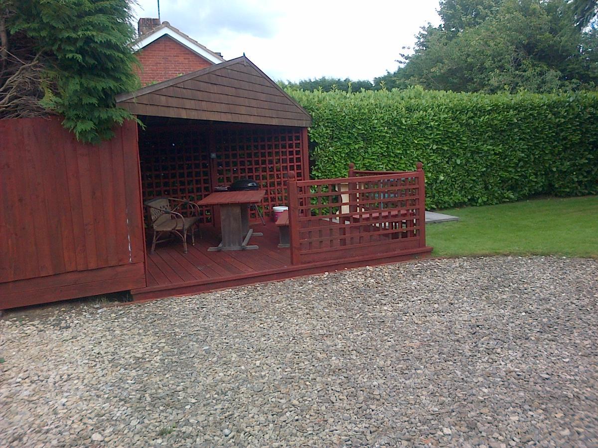 Follets B&B Pewsey Kültér fotó
