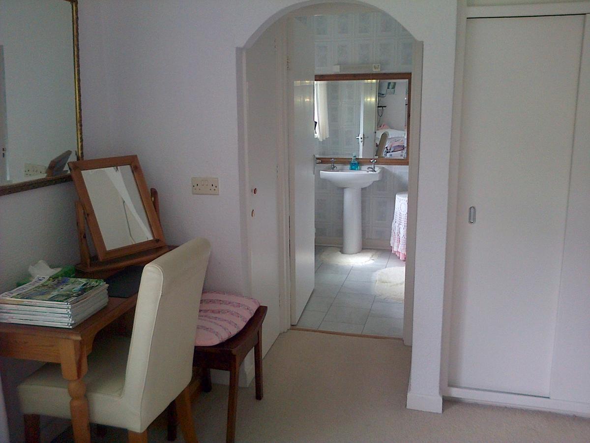 Follets B&B Pewsey Kültér fotó