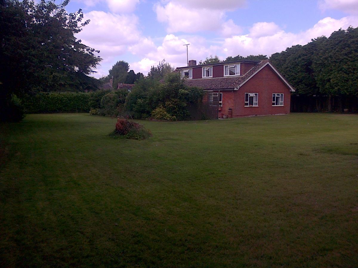 Follets B&B Pewsey Kültér fotó